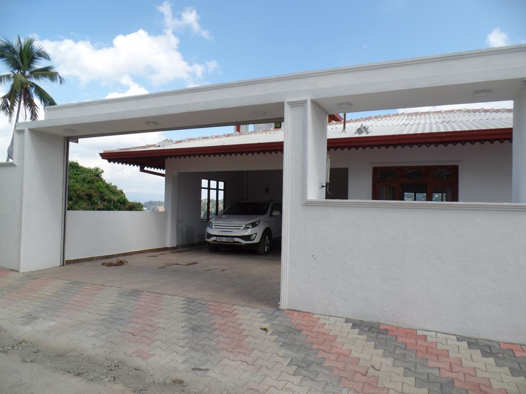 Kandyan Bluestar Villa Extérieur photo