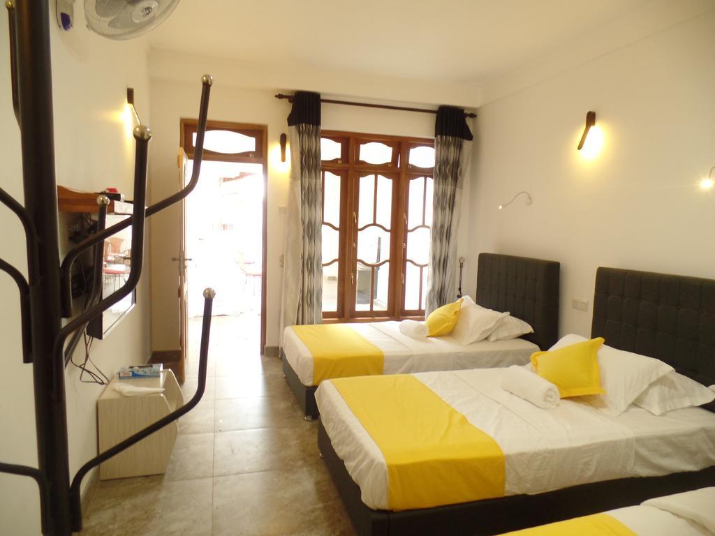 Kandyan Bluestar Villa Extérieur photo