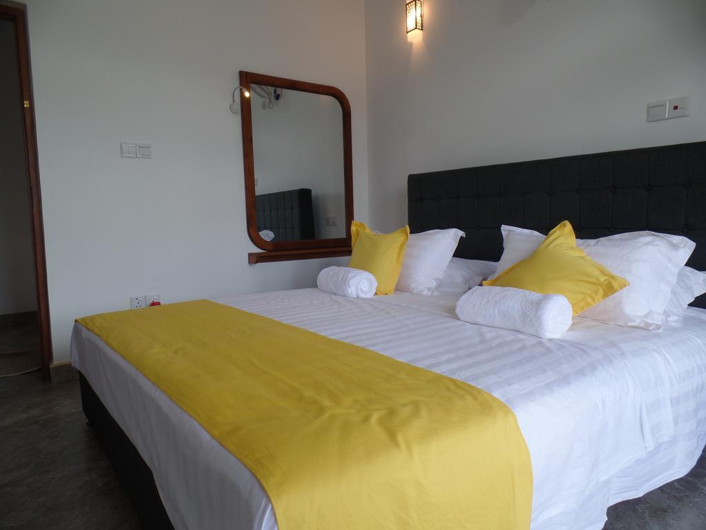 Kandyan Bluestar Villa Chambre photo