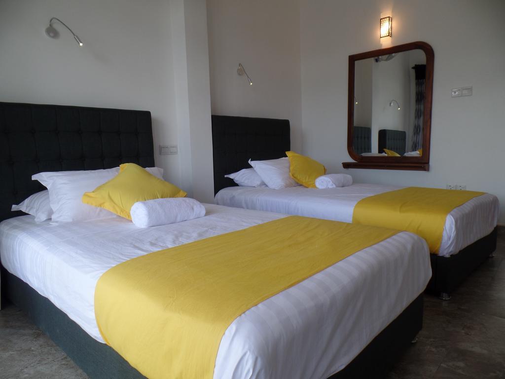 Kandyan Bluestar Villa Chambre photo