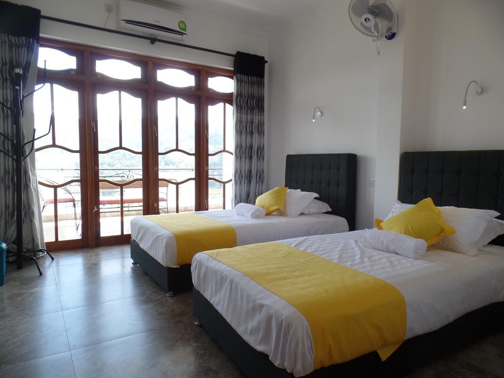 Kandyan Bluestar Villa Chambre photo