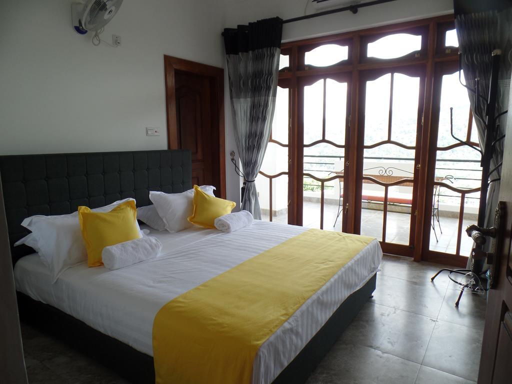 Kandyan Bluestar Villa Chambre photo